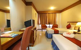 Silom Avenue Inn