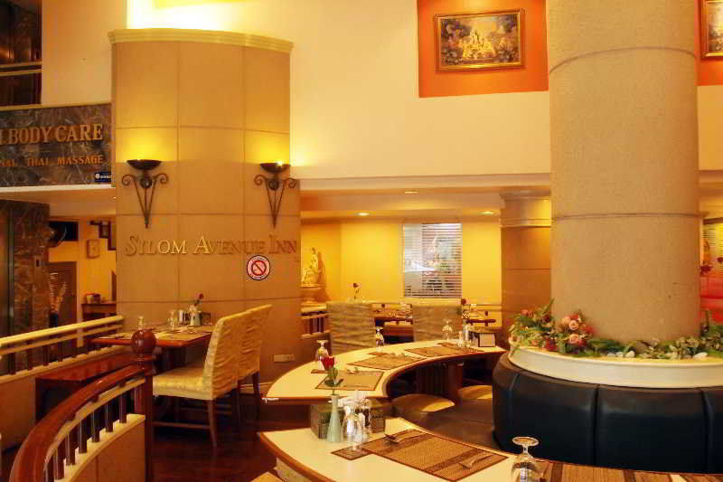 Silom Avenue Inn Bangkok Buitenkant foto